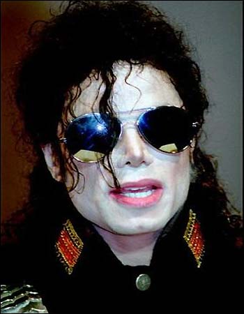 MJ, News, Shocking, Pop, Legend, Michael Jackson, Dead, 50, bizarre, King of Pop, cardiac arrest